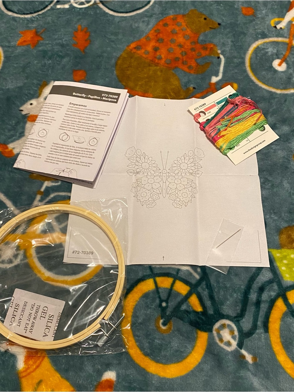 Butterfly Embroidery Craft Kit Hoop/Pattern/Thread/Needle Opened